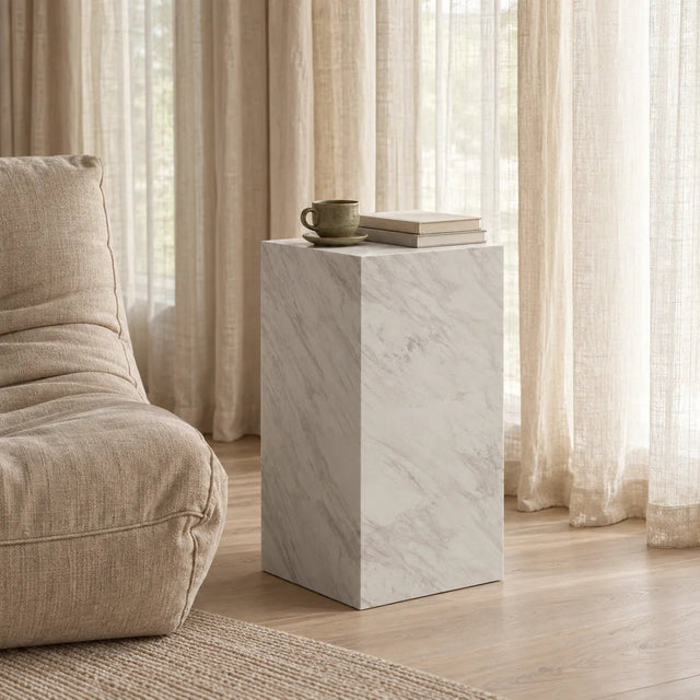 Bệ Trưng Bày Đá Cẩm Thạch - SaigonCasa | Curated Surfaces & Contemporary Living