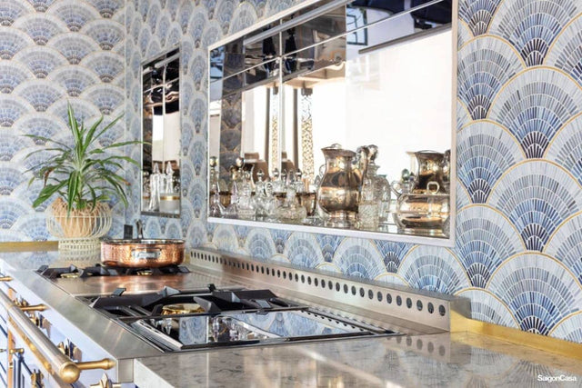 Mosaic Thủy Tinh & Kim Loại Fan Scale